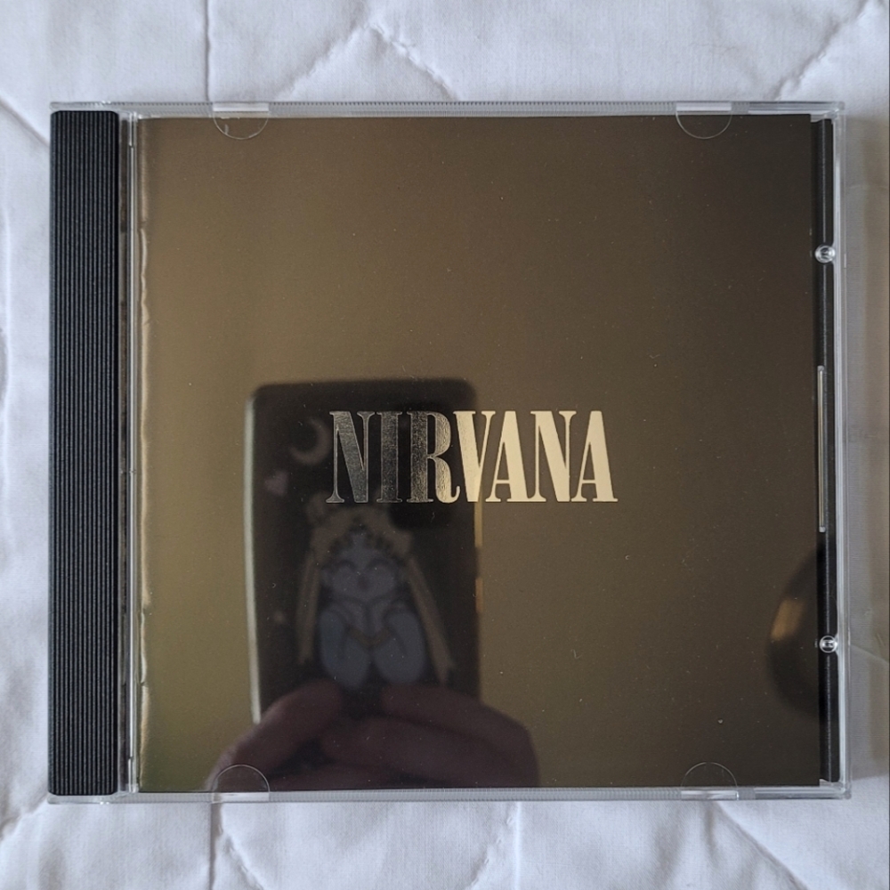 2/$20 🍀 Nirvana: Nirvana CD